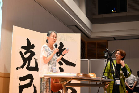 中村恵子氏（日本刺繍）